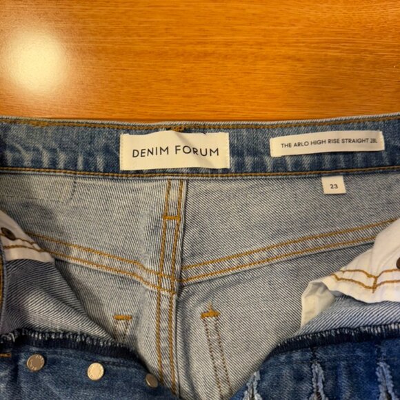 Denim Forum (Aritzia) Arlo Jean - Picture 2 of 3
